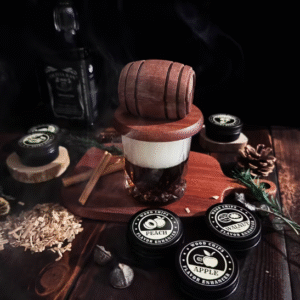 Viskio ir kitų gėrimų rūkymo rinkinys su tamsiai ruda, statinaitės, rūkykla ir 6 aromatais