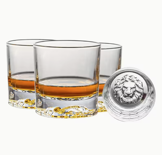 Viskio taurės, 4 liūtai, 300 ml su gražia dėžute