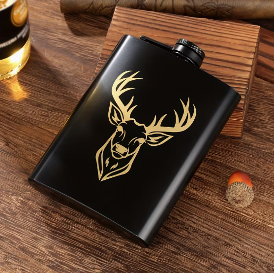 Metalinė gertuvė tauriesiems gėrimams (fleškutė)