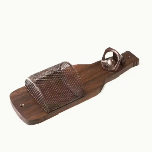 Butelio atidarytuvas – kabinamas ant sienos, su kamštelių surinkimo dėžute